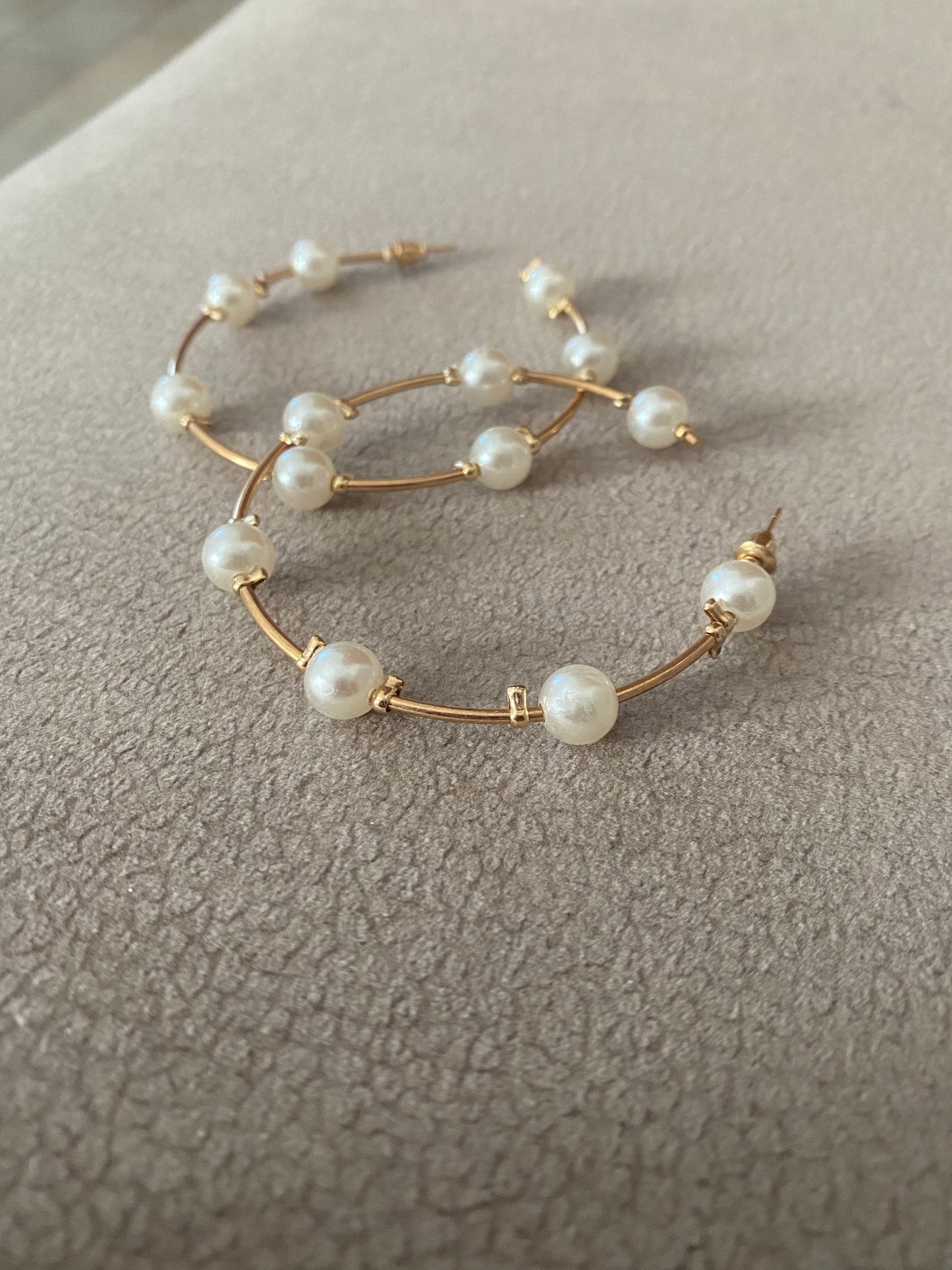 Pearl Girl earrings