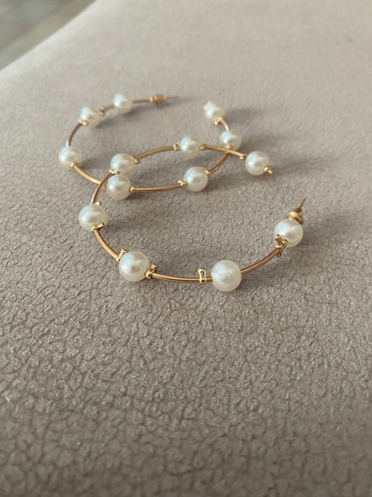 Pearl Girl earrings